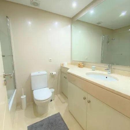 Appartamento Amazing In Lagoon Estepona
